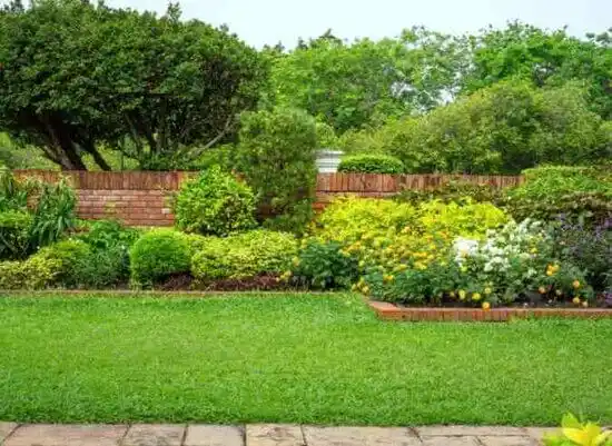 landscaping services Maple Heights